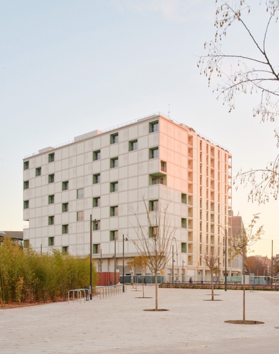 60 social housing units by sv60 cordon linan arquitectos