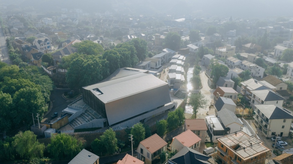 moganshan liaoyuan theater by incls