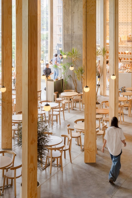 31 columns by studio cadena