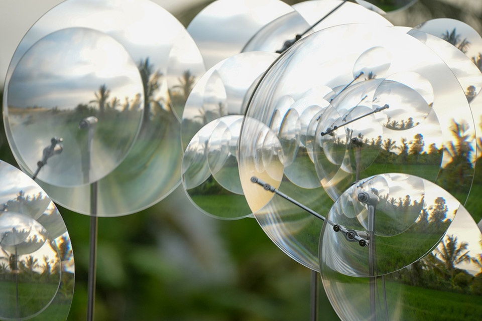 eccentric lenses by vincent leroy