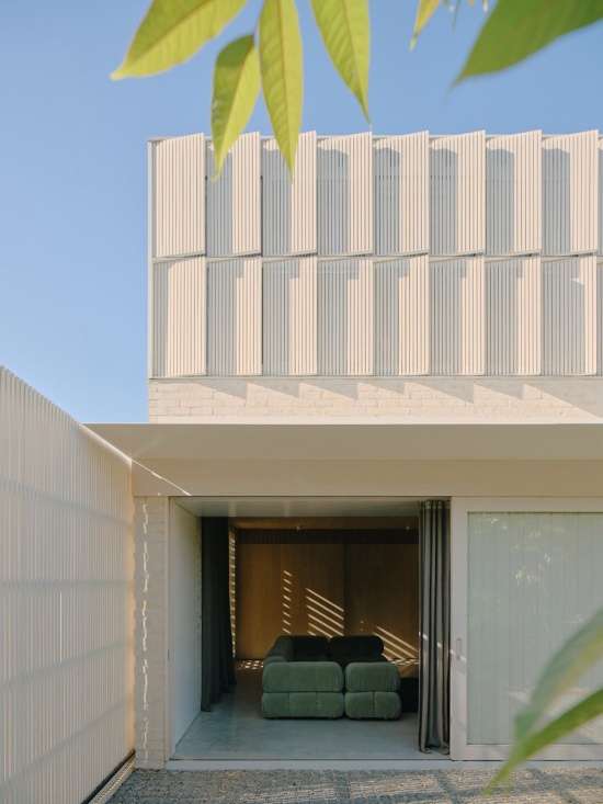 HOME CALLING Blair Smith Architecture