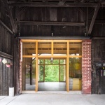 Inhabiting the Stable by Bard Yersin Architectes