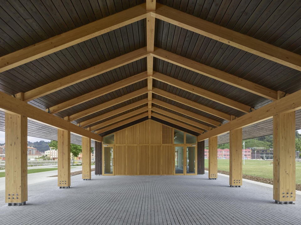 Parque Zamalanda de la ribera del Nervión by Burgos Garrido Arquitectos