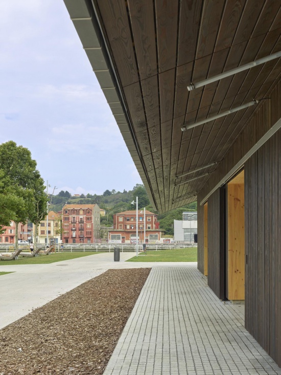 Parque Zamalanda de la ribera del Nervión by Burgos Garrido Arquitectos
