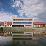 Čebín小学，捷克 / knesl kynčl architekti