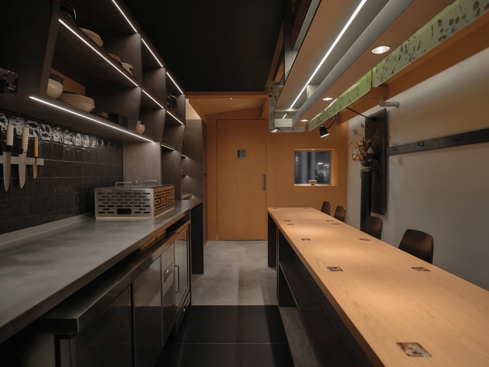 Shan Huiri Sama by TranMadison Design k4i