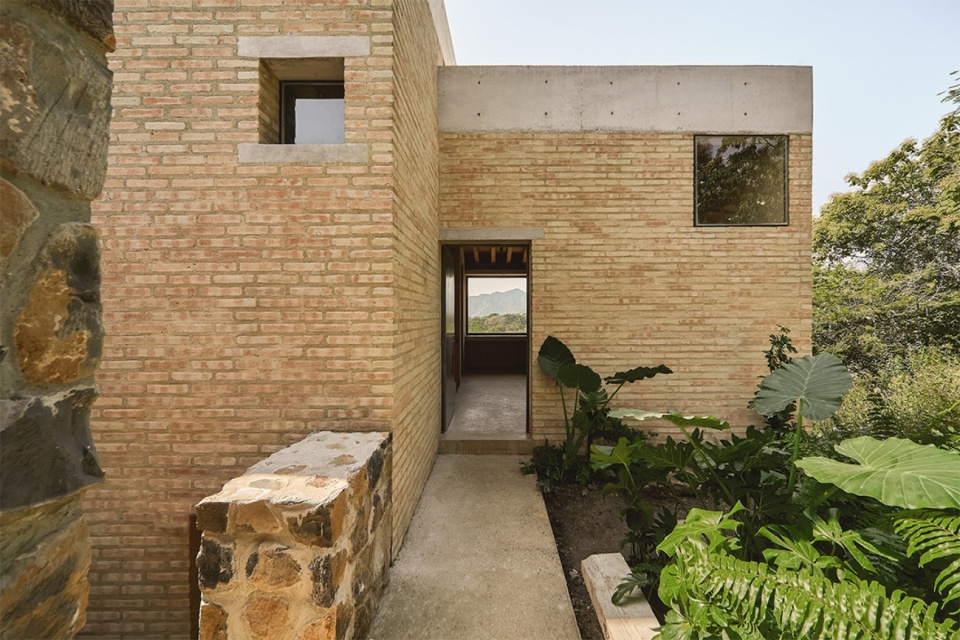 chelina house by pablo onate studio