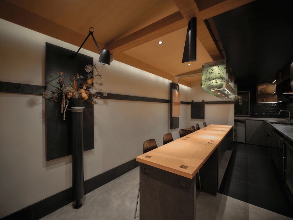 Shan Huiri Sama by TranMadison Design c4x
