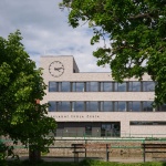 Čebín小学，捷克 / knesl kynčl architekti