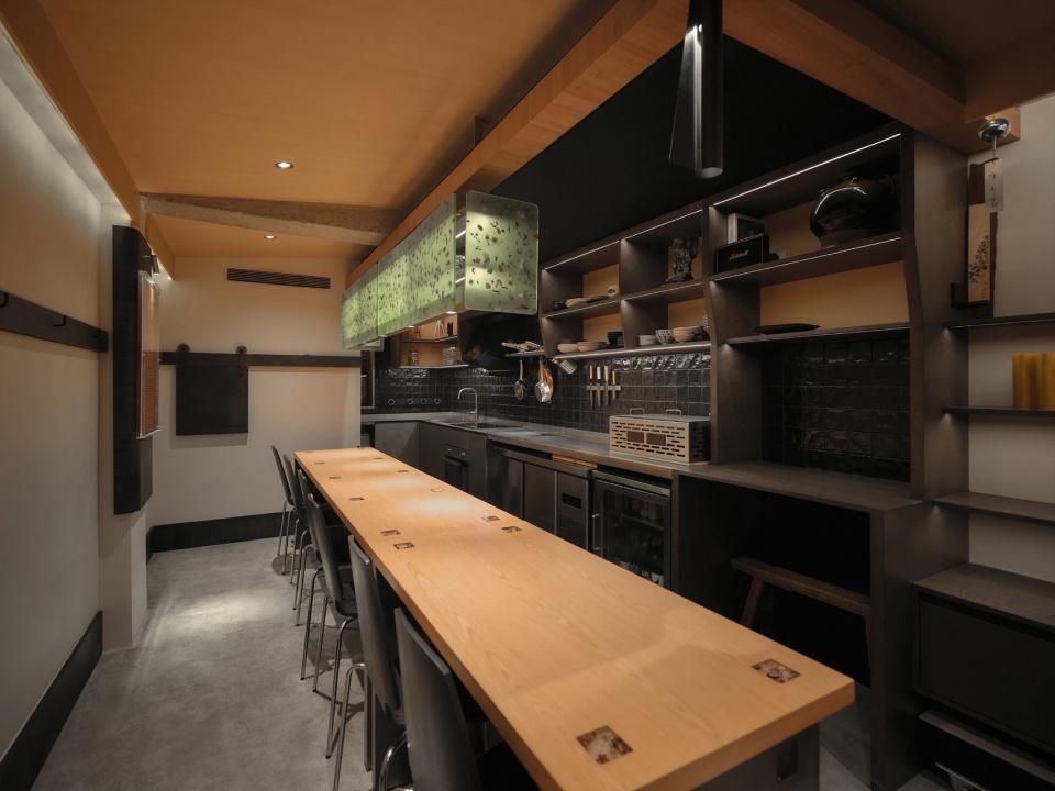 Shan Huiri Sama by TranMadison Design vy7