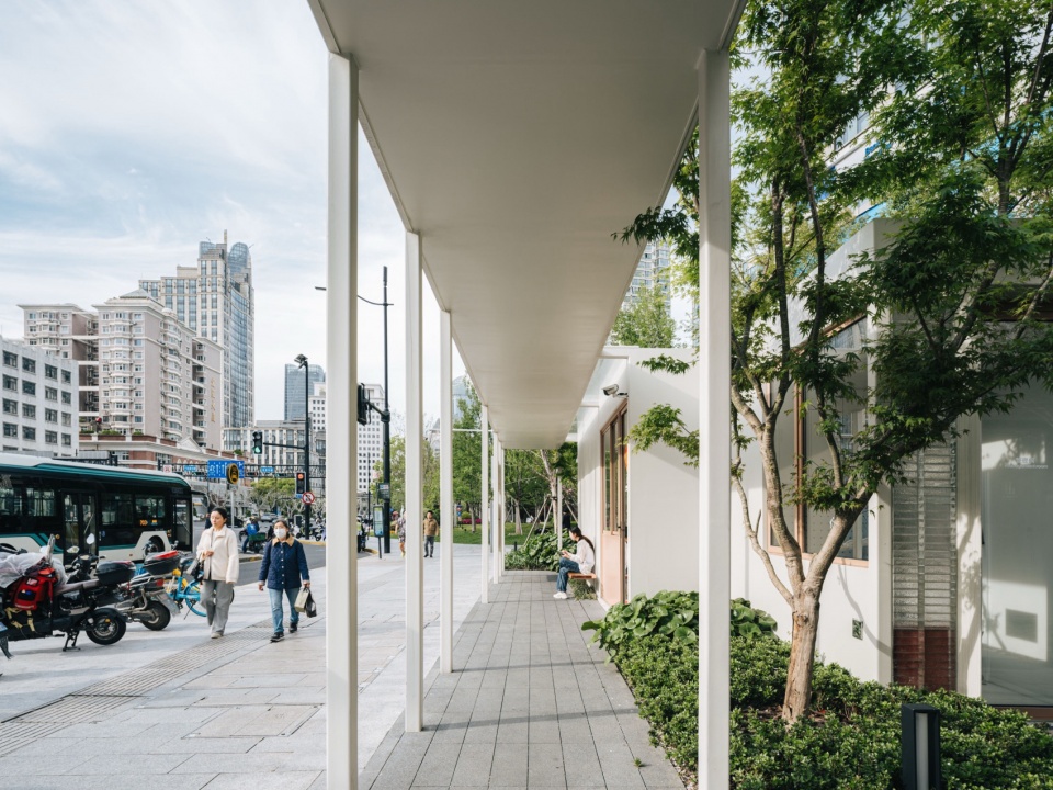 The Xuhui Toilet by VIASCAPE design