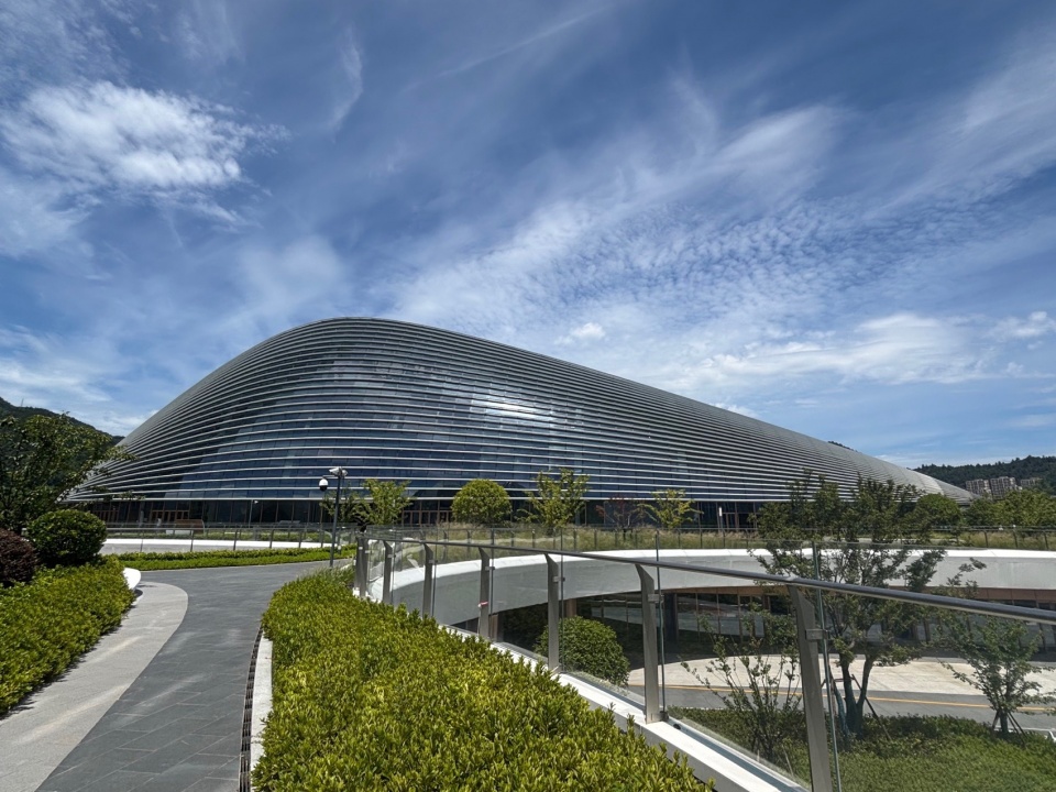 THE FOLIA Anji Science and Technology Talent Center