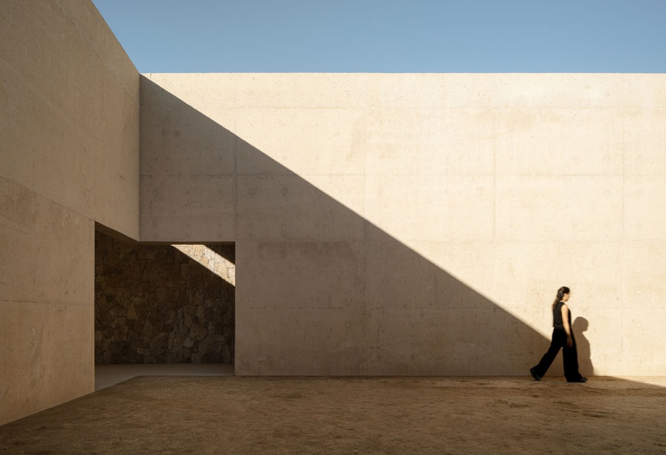 Arte Abierto Baja Public Art Gallery by Sordo Madaleno