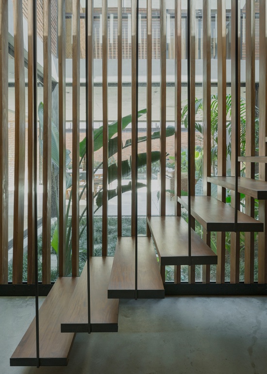 ME House by Equipo de Arquitectura