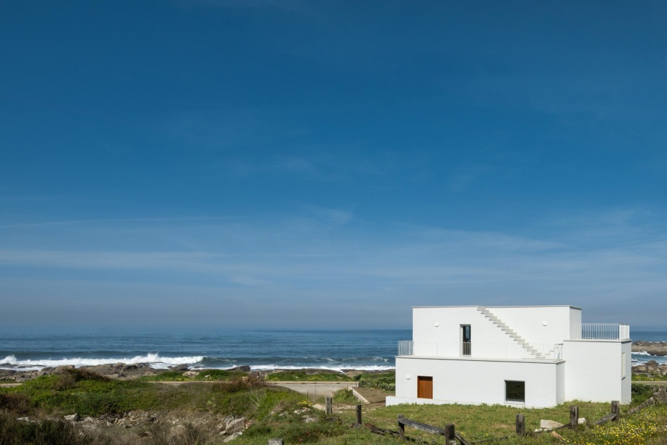 ancora house by tiago sousa arquitecto