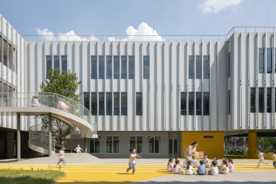 12 class kindergarten on plot j41404 05 sibao qibao unit by gad