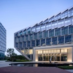 五冶集团临港总部基地，上海 / 中国五冶集团有限公司设计研究院