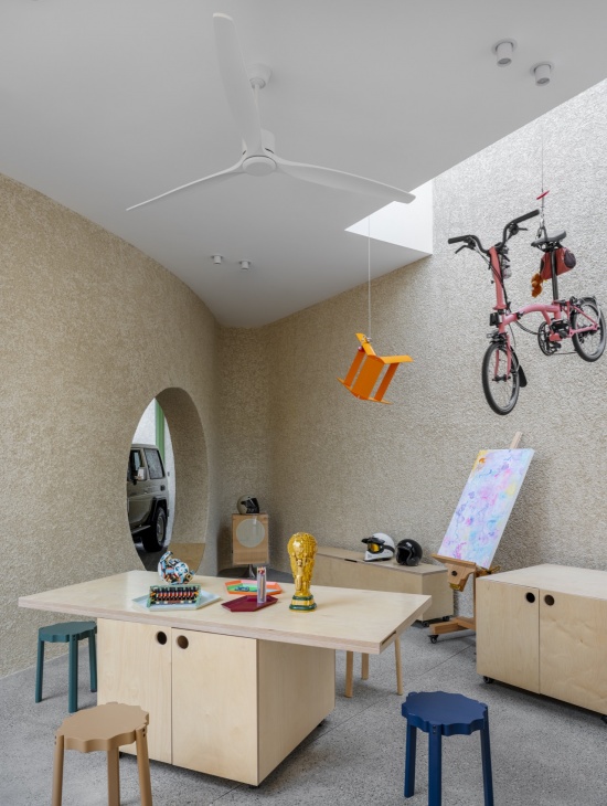 the car house by guo ban er