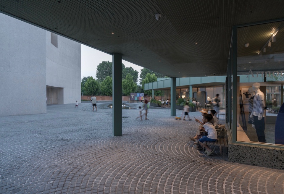 Aranya Youyi Bay Community Regeneration by genarchitects