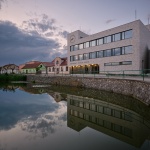 Čebín小学，捷克 / knesl kynčl architekti