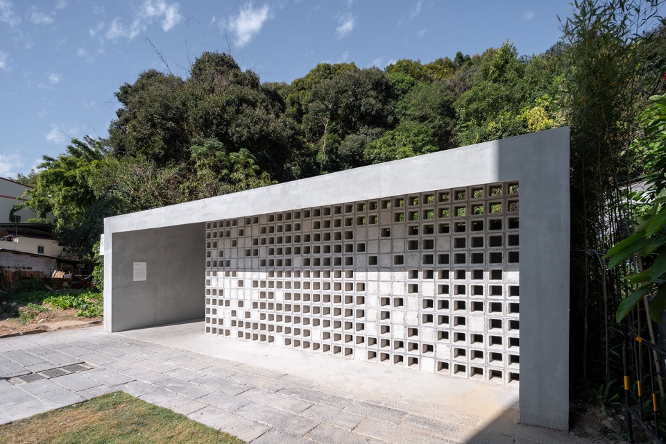 iLOOminate by Studio 10