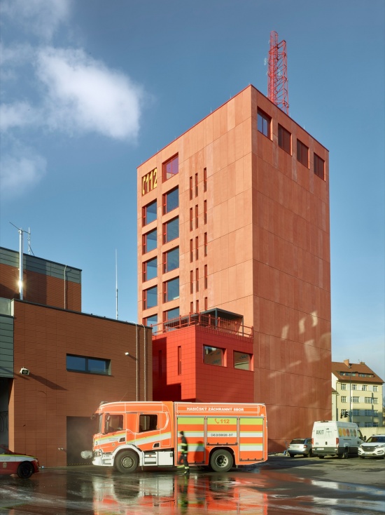 prague fire rescue service by architektura