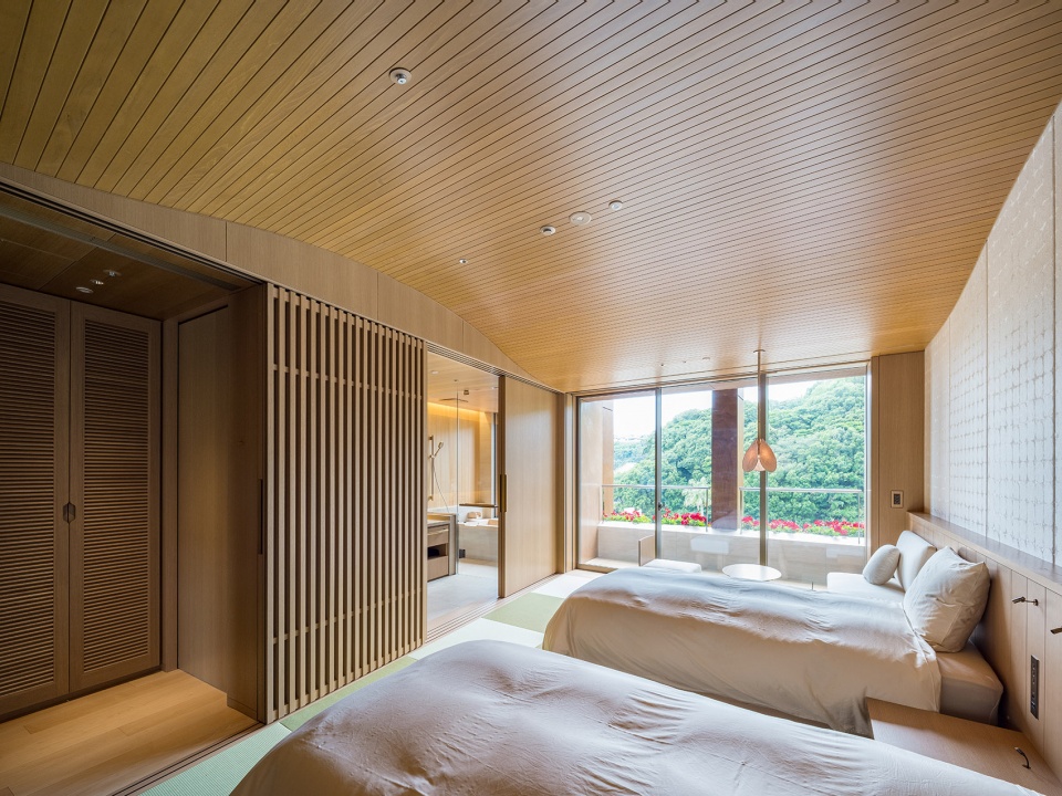 the pasona natureverse retreat by shigeru ban