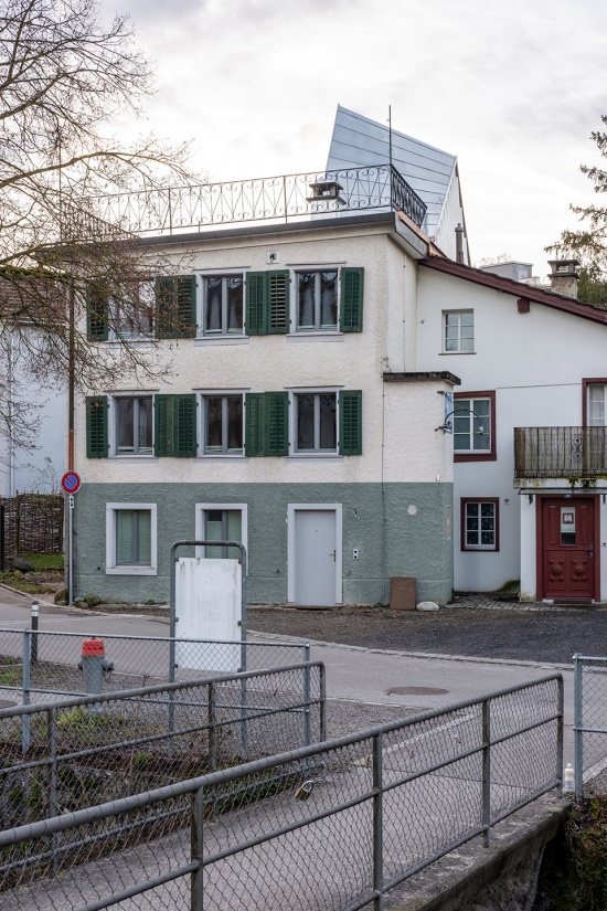 transformation flarzhaus uster by balissat kacani stefan wulser