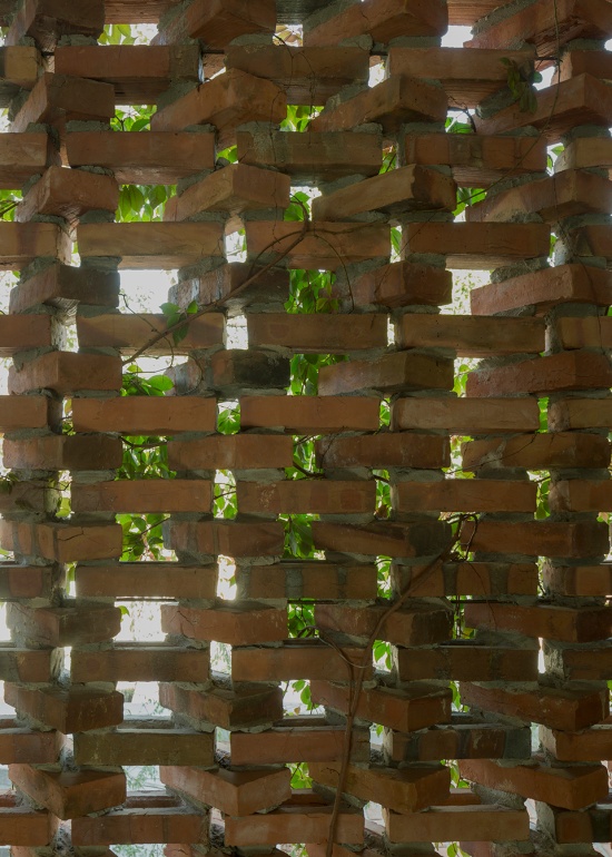 ME House by Equipo de Arquitectura