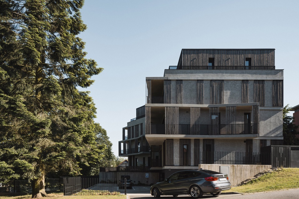 manesova apartment building by ok plan architects