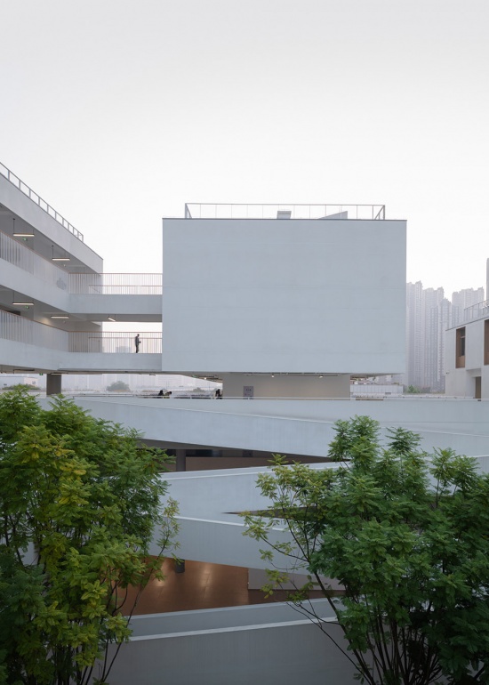 chengdu haiyang road middle school by changwu architects