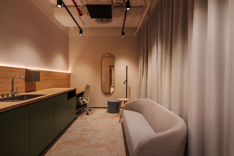 ING Hubs Poland Office by MIXD
