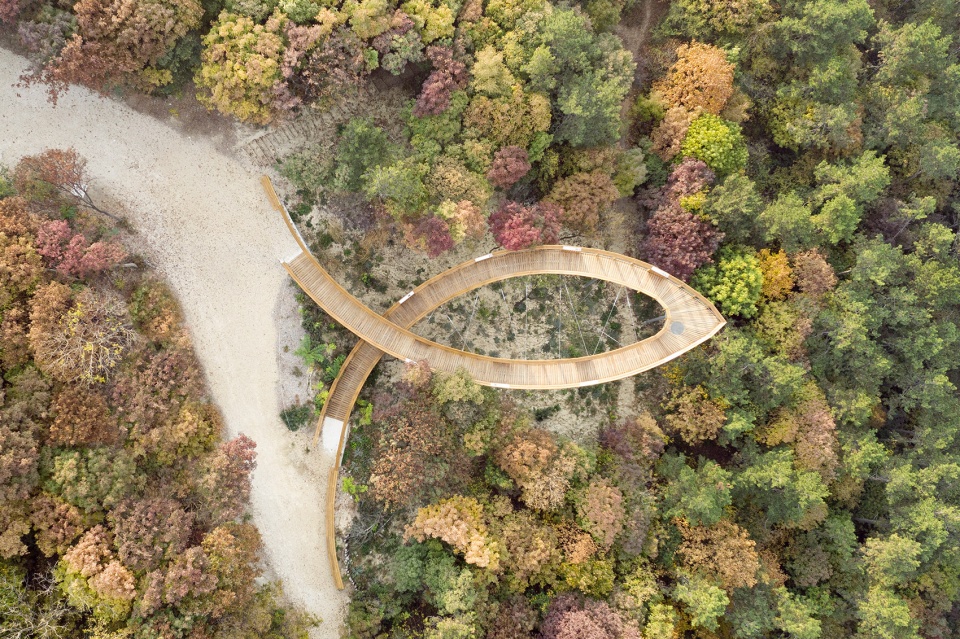 foliage educational lookout and trail by okka studio