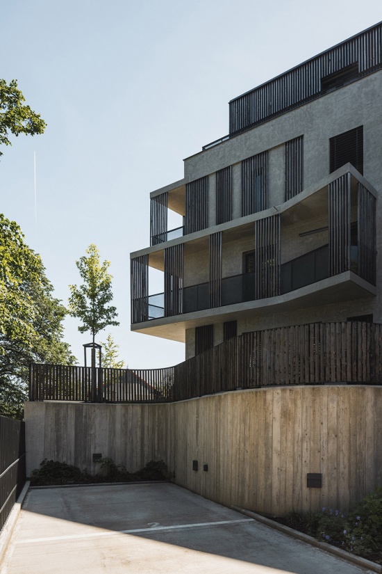 manesova apartment building by ok plan architects