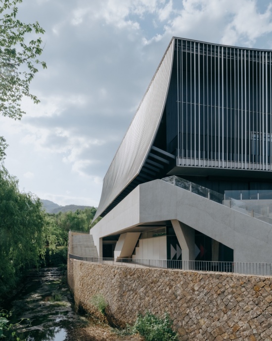 moganshan liaoyuan theater by incls