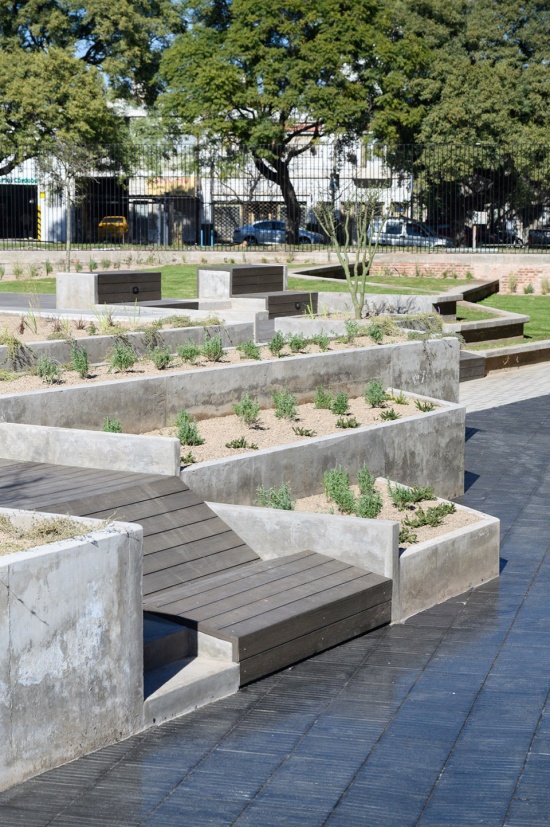 Anden Central by ESTUDIO MONTEVIDEO