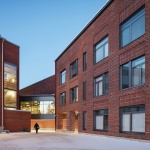 Oulunkylä小学及新日托中心，赫尔辛基 / Olla Architecture