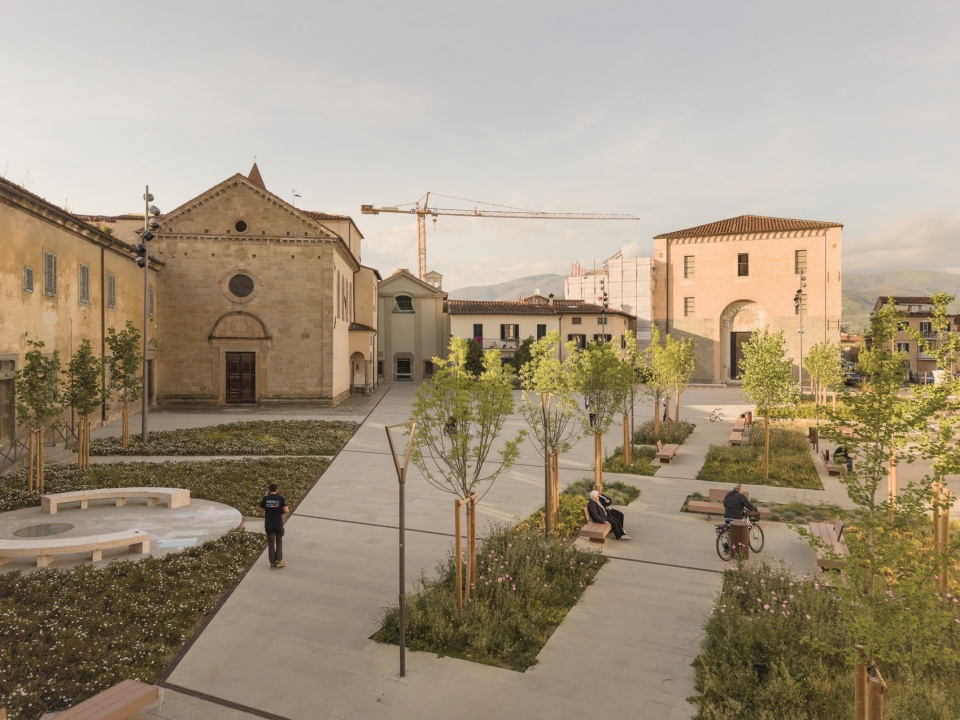 Piazza San Lorenzo Redevelopment by MICROSCAPE