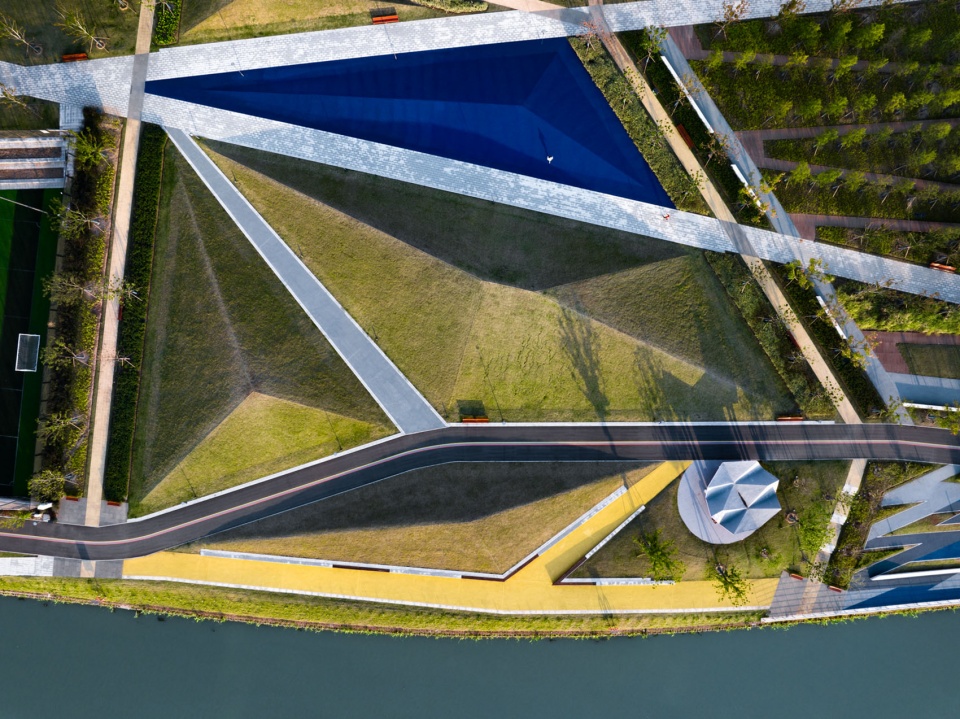XICHENG CANAL LANDSCAPE by Brearley Architects Urbanists BAU
