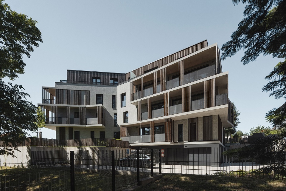 manesova apartment building by ok plan architects