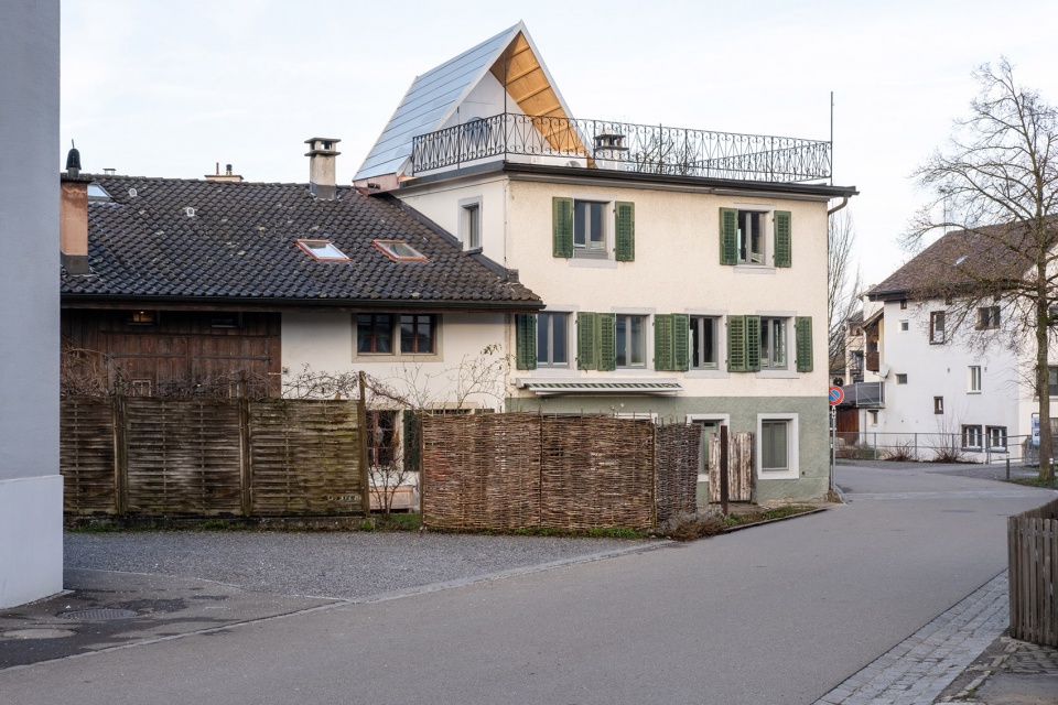 transformation flarzhaus uster by balissat kacani stefan wulser
