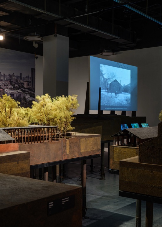 Moulding the Site — Vector Architects First Solo Exhibition jql