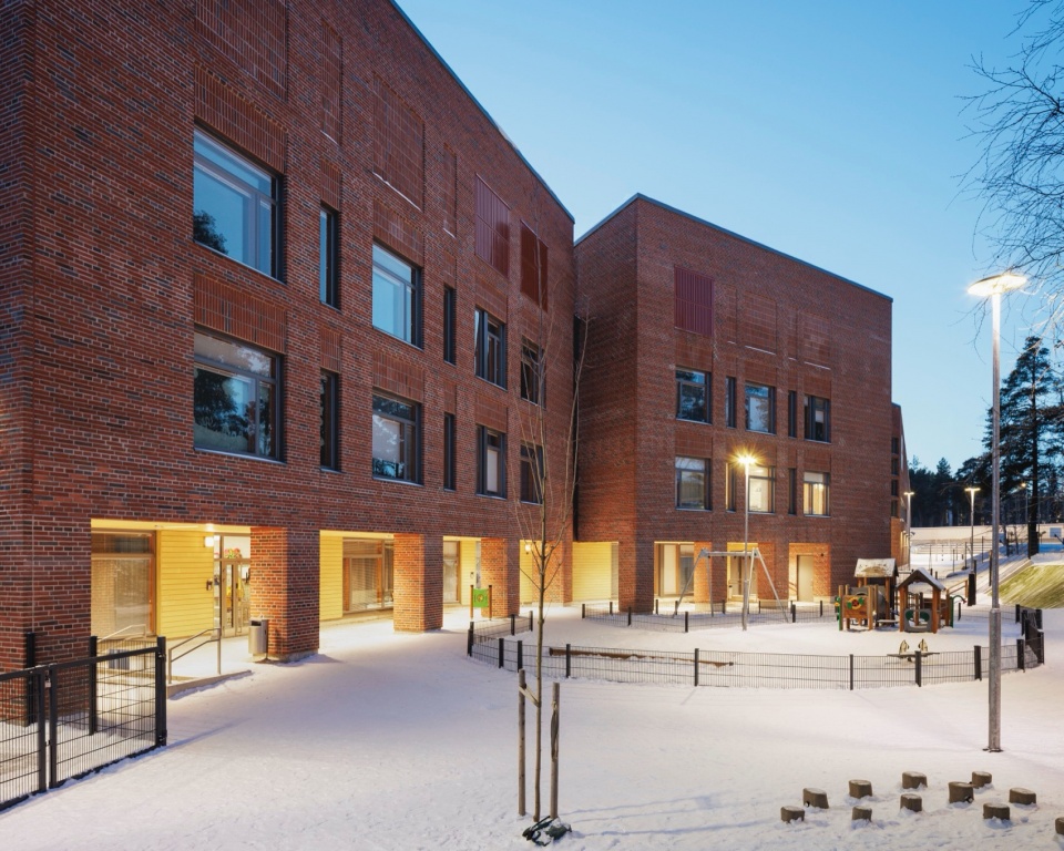 Oulunkyla primary school and the new daycare centre by Olla Architecture