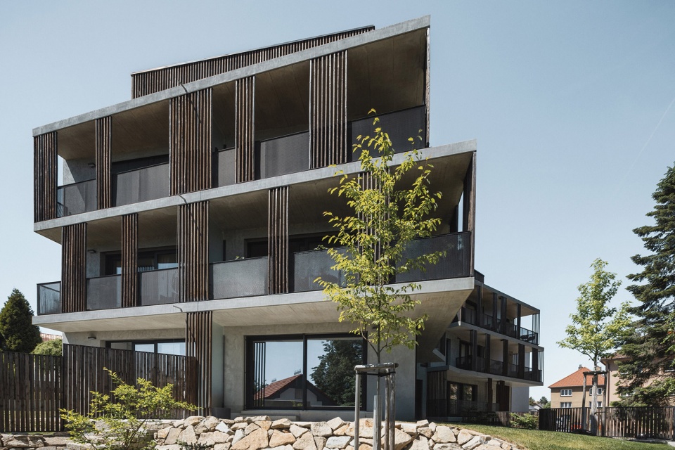 manesova apartment building by ok plan architects