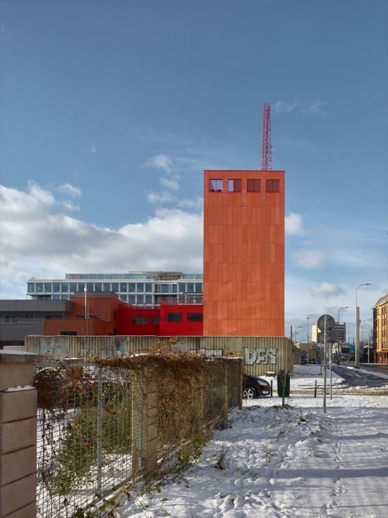 prague fire rescue service by architektura
