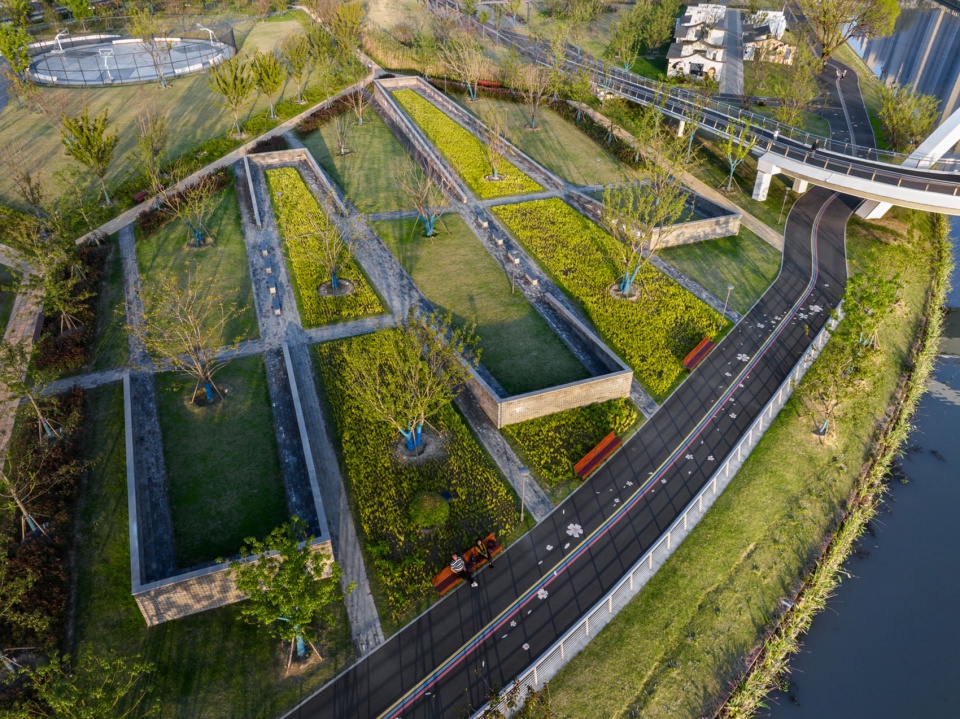 XICHENG CANAL LANDSCAPE by Brearley Architects Urbanists BAU