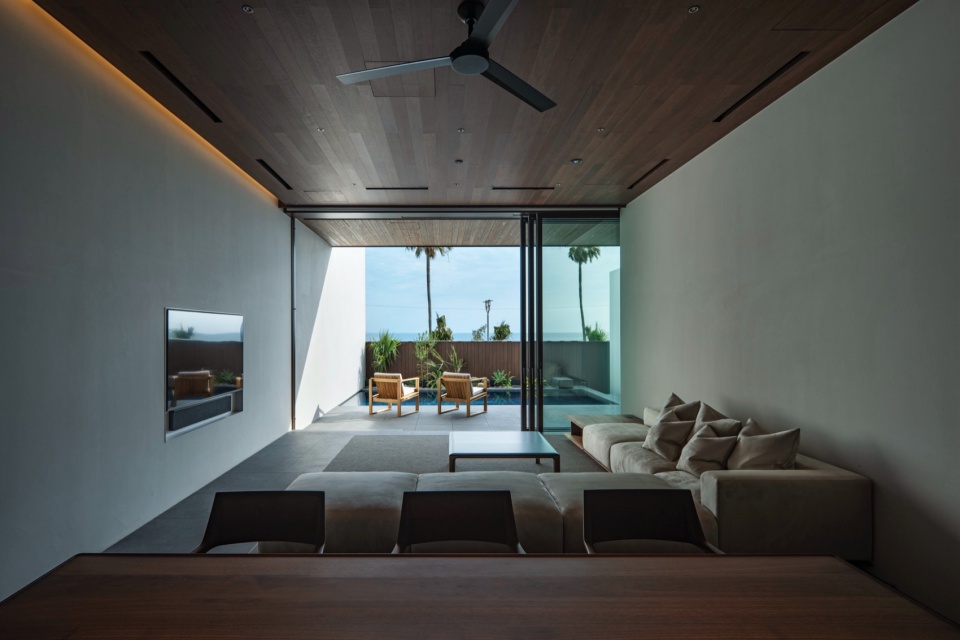 NOT A HOTEL AOSHIMA 20 by GENERAL DESIGN