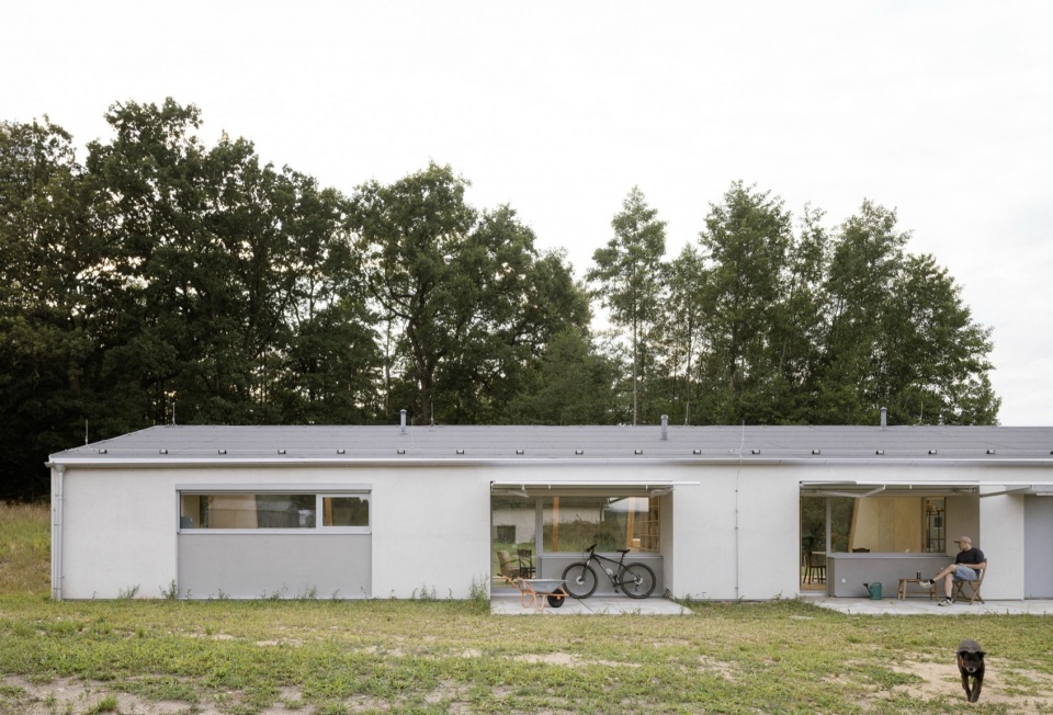 modular house with a sloping facade by papundekl architects sai