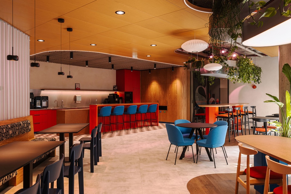ING Hubs Poland Office by MIXD