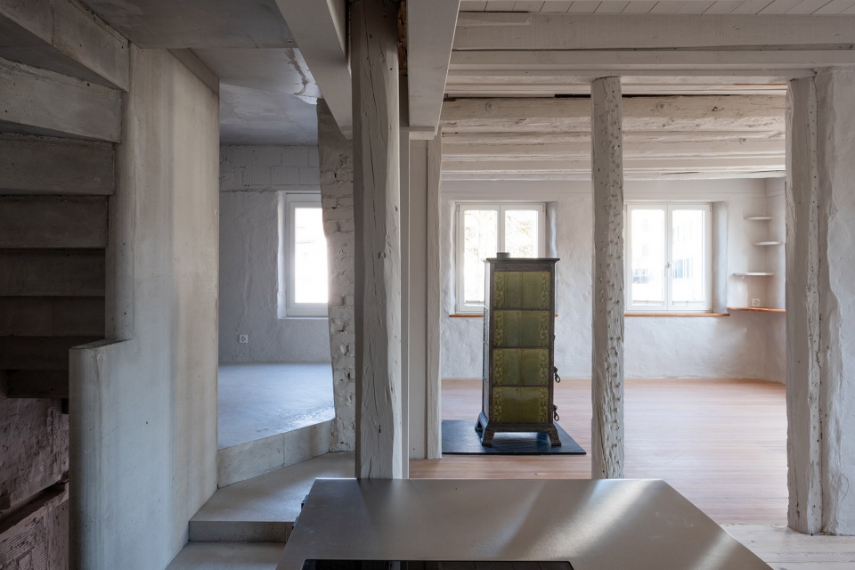 transformation flarzhaus uster by balissat kacani stefan wulser